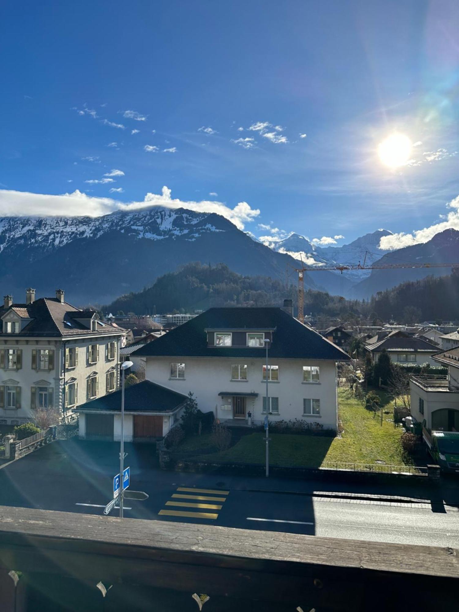 Hotel Chalet Swiss Unterseen Exterior photo